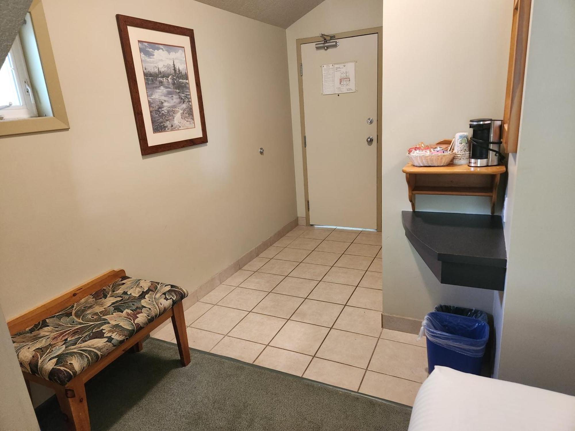 Hotel Lakes 3*