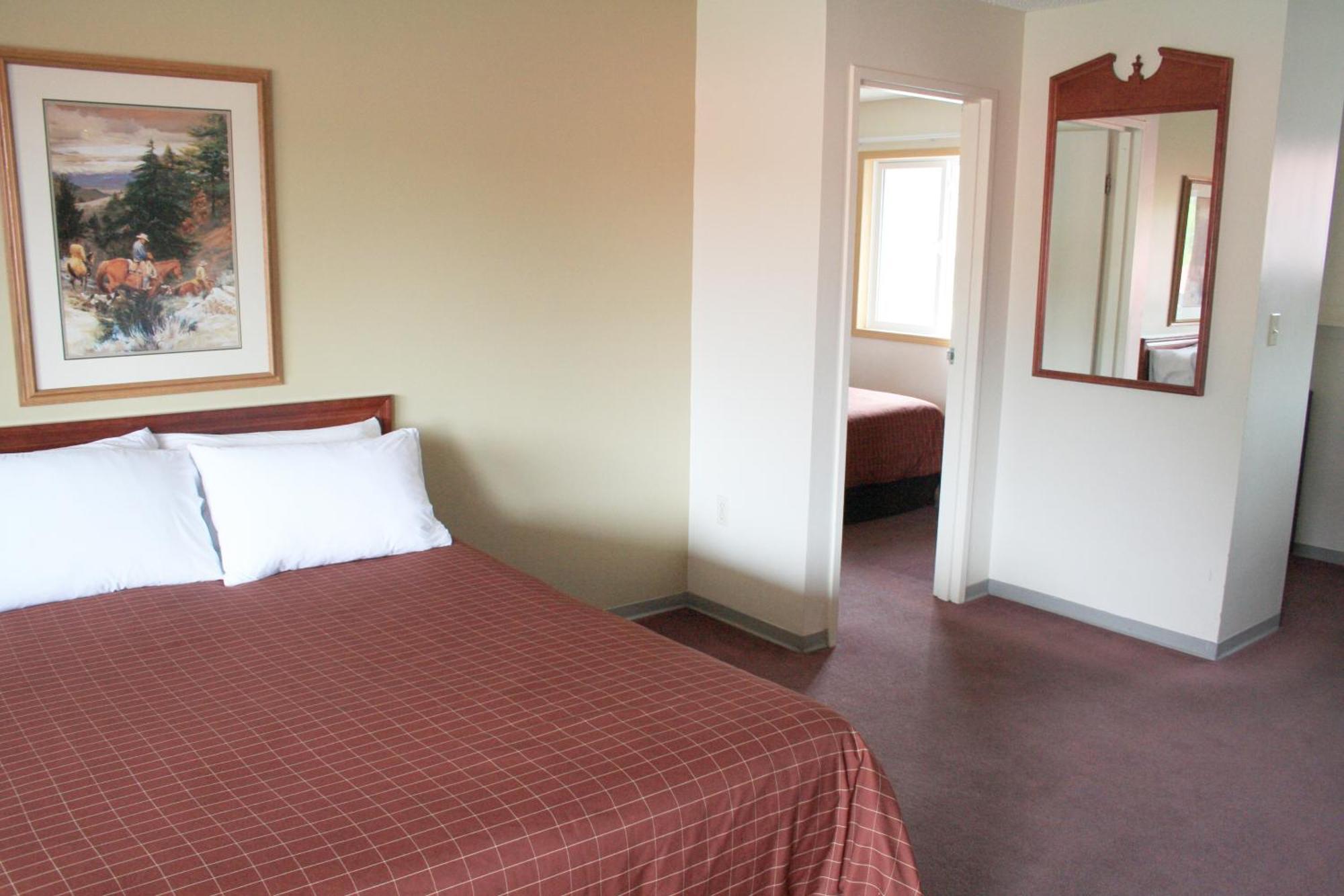 Aspen Village Hotel