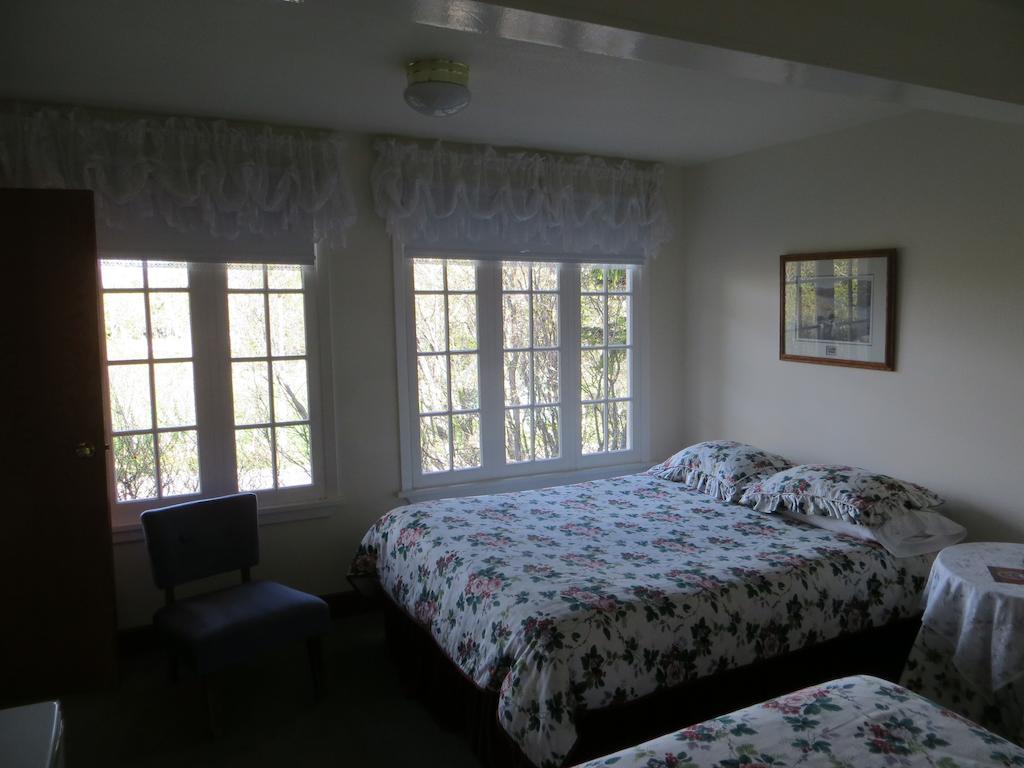 Bed & Breakfast Northland Waterton Park