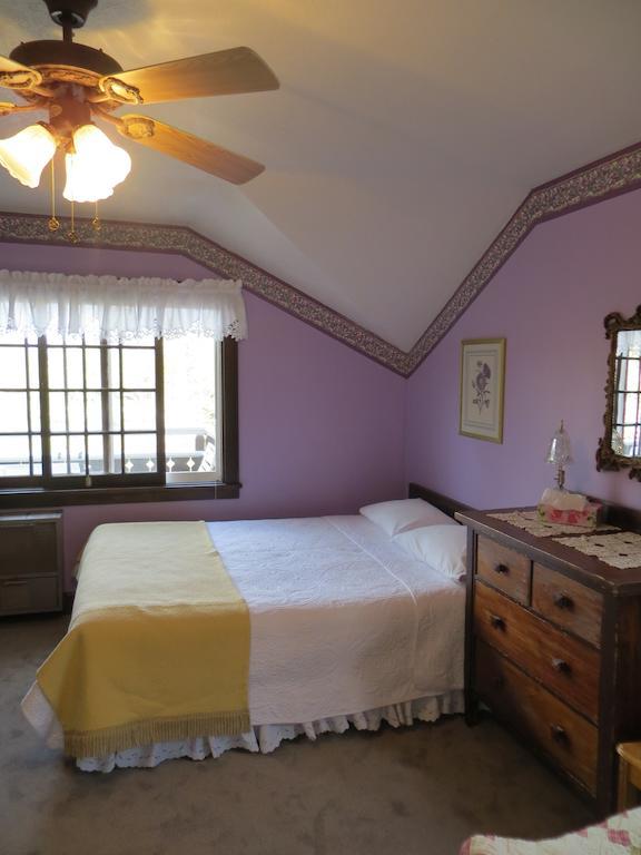 Bed & Breakfast Northland Waterton Park