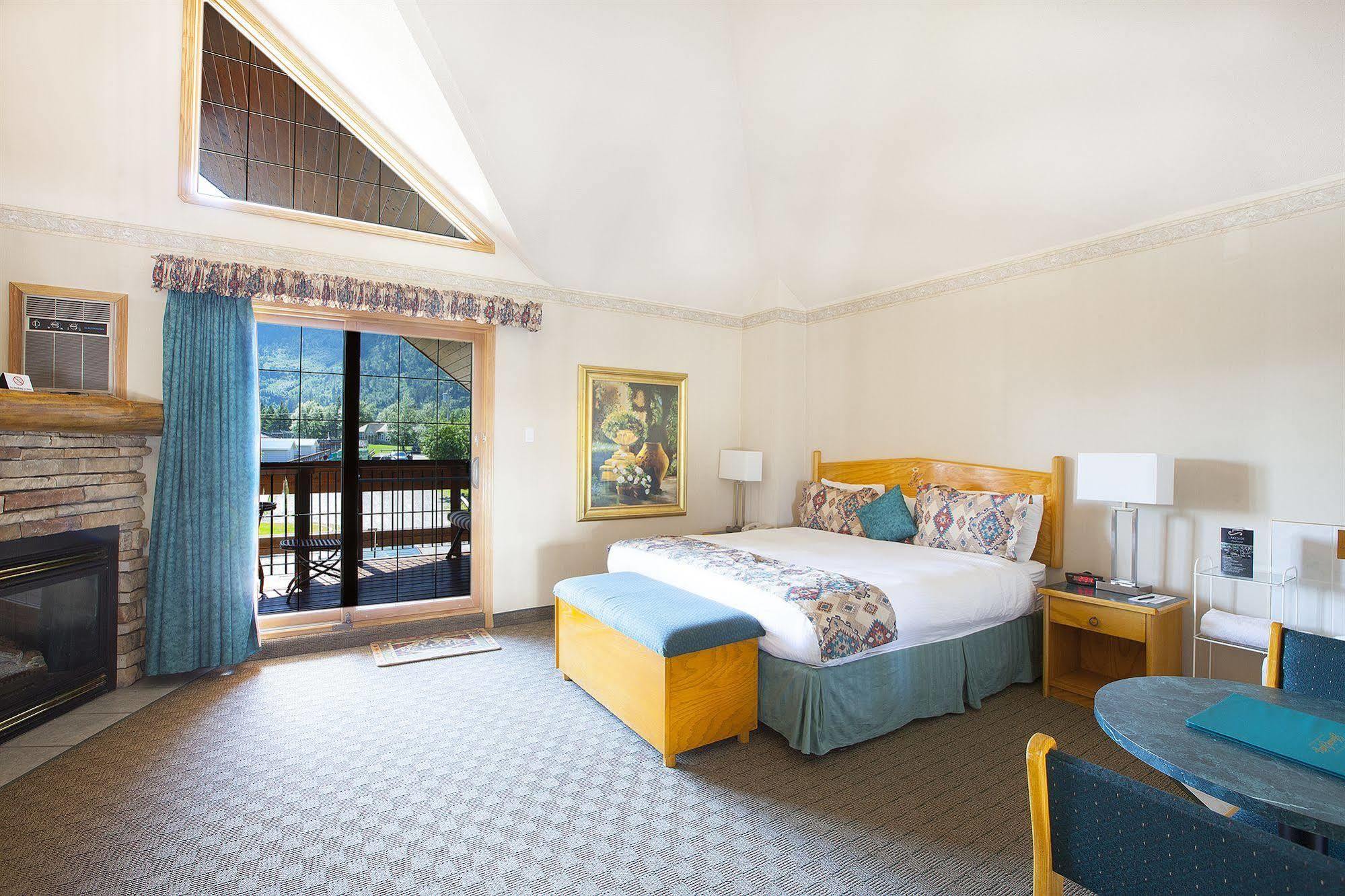 Glacier Hotel