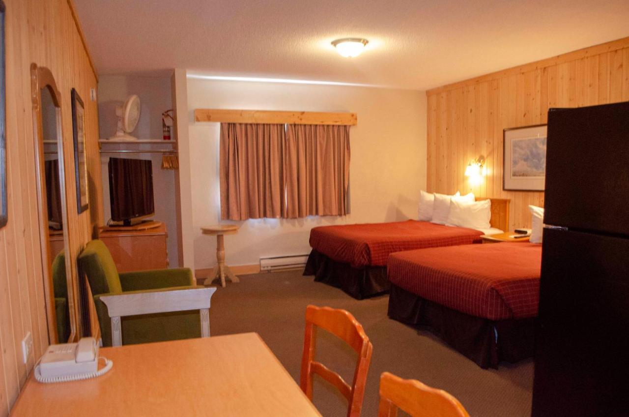 Hotel Aspen Village