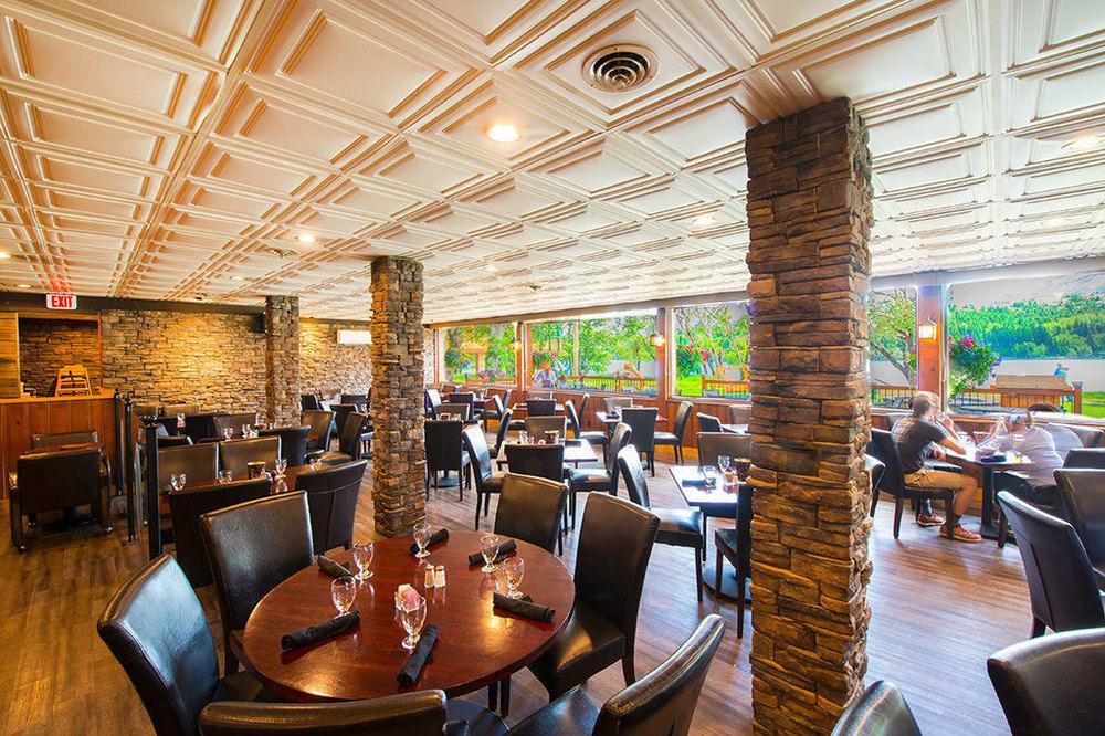 Hotel Bayshore & Waterton Park
